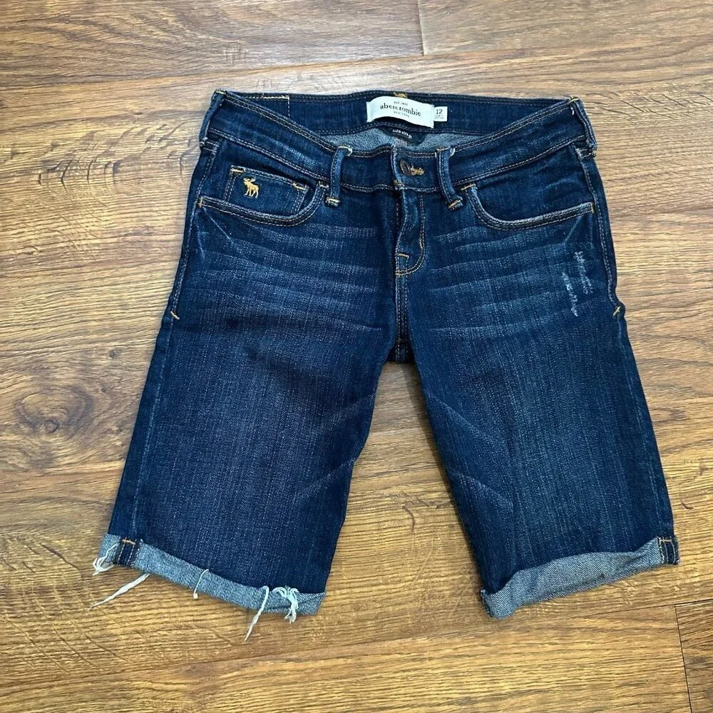 Abercrombie kids Bermuda Jean shorts